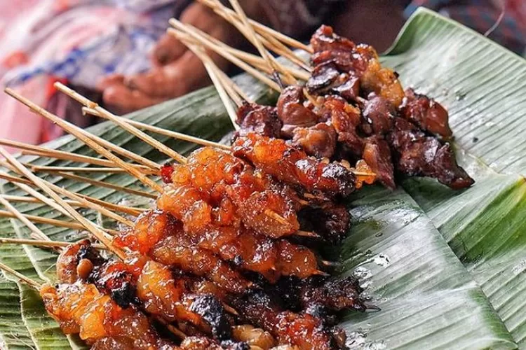 10 Spot Legendaris Kuliner Malam di Solo: Pengalaman yang Sulit Dilupakan